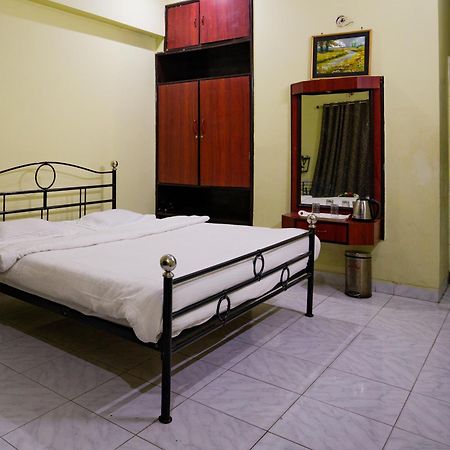 Hotel Girdhar Mahal 인도르 외부 사진