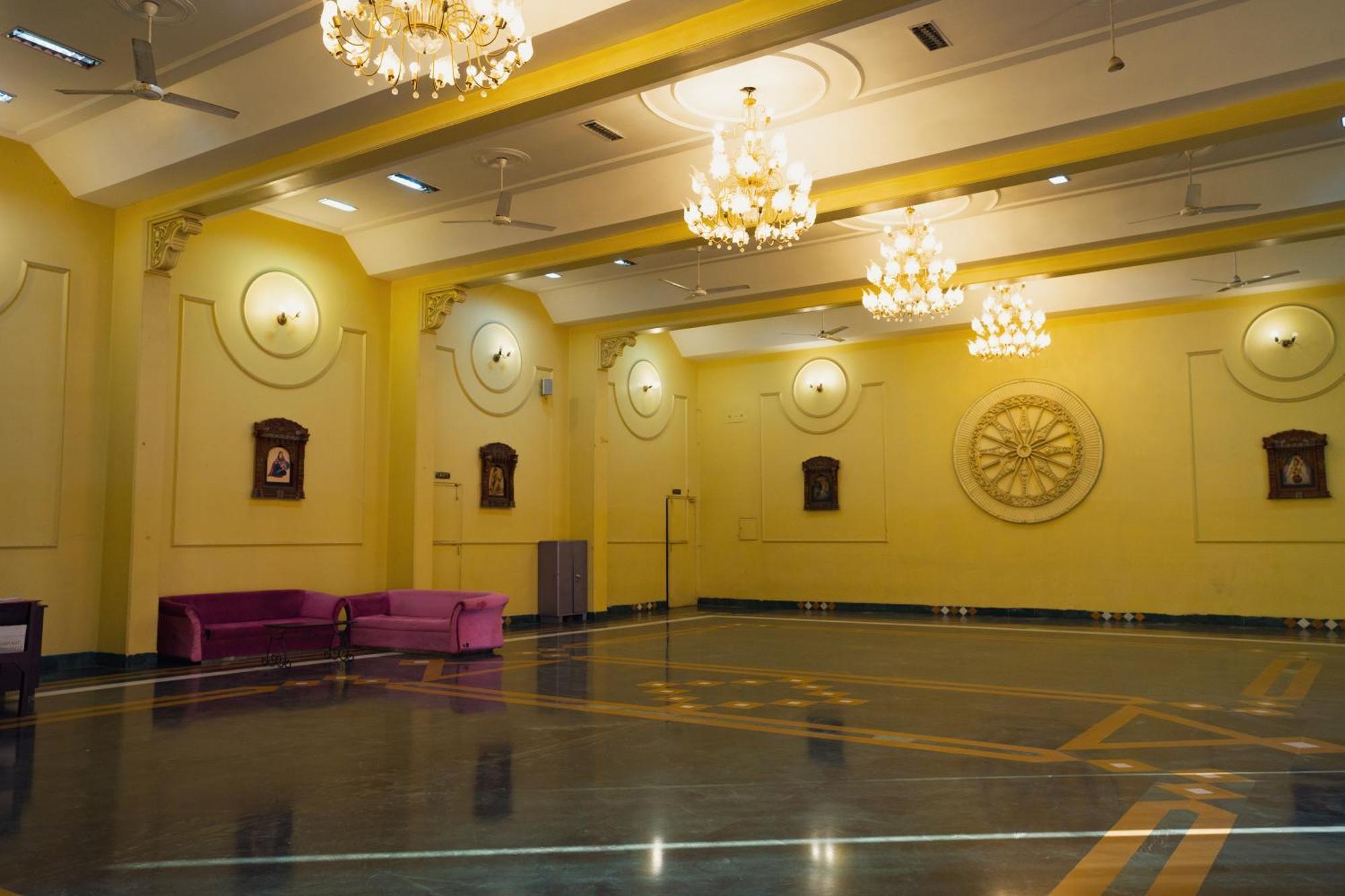 Hotel Girdhar Mahal 인도르 외부 사진